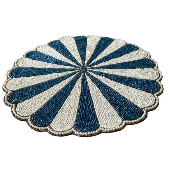 TIRAMISU Hand Glass Beaded Placemat Charger Round Scalloped Edge Blue Cream NEW - Picture 3 of 9